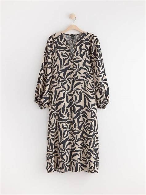 Dress with allover pattern | Lindex