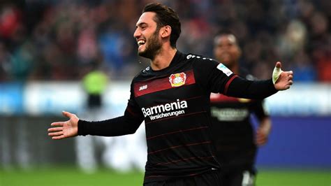 Turkey's Fatih Terim backs Hakan Calhanoglu to help AC Milan - ESPN