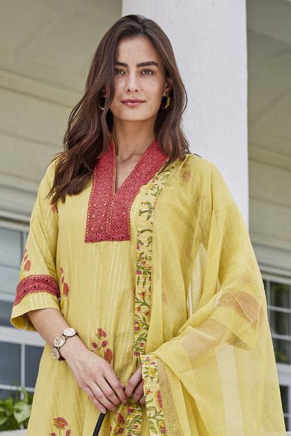 Buy Ethnic Kurtas Online - Khadi Kurta for Women - Buy Designer Block ...