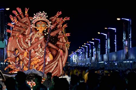 Durga Puja festivities conclude in Bengal with spectacular carnival in ...