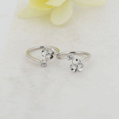 Pollen Rhodium Toe Rings – The Sterling Shop