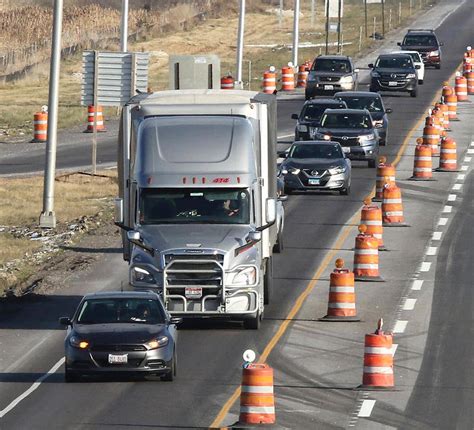 Illinois Tollway expects nearly 8 million cars to hit the road for ...