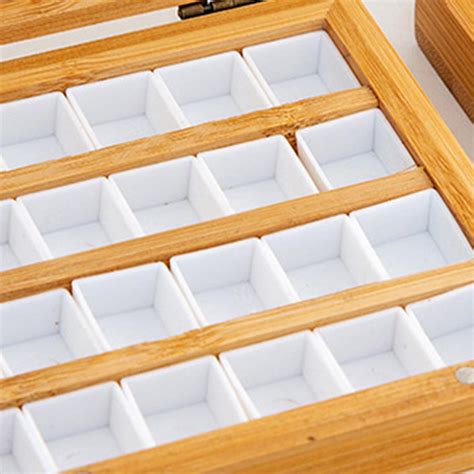 CALANDIS Wooden Palette Box Art Supplies Empty Lipstick Palette for ...
