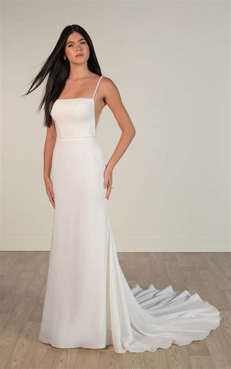 Elegant Square-Neck Crepe Wedding Dress with Crystal Details