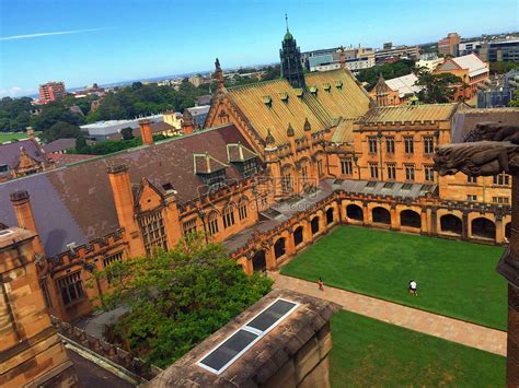 俯瞰悉尼大学的一角感受美好的校园生活高清图片下载-正版图片500494151-摄图网