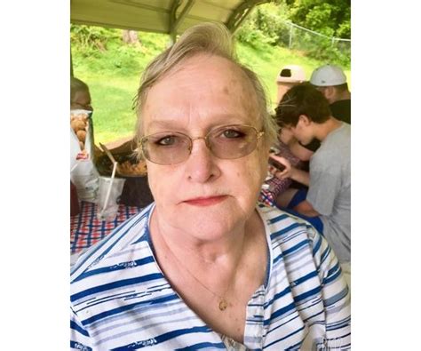 Susan Lee Walter Obituary (2025) - Wheeling, WV - Schuetz Funeral Home ...