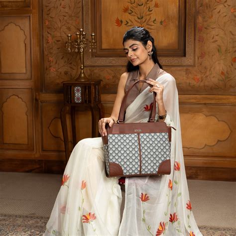 Tote Bags: Buy Best Tote Bags Online at Great Prices - Zouk – Page 2