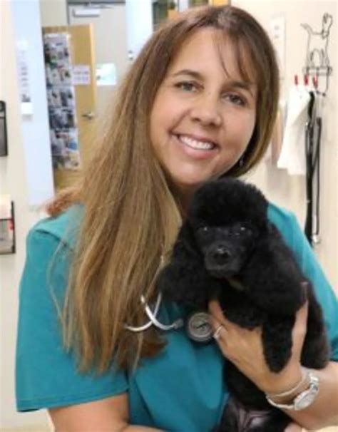 Dr. Barbara Lewis | North River Animal Hospital