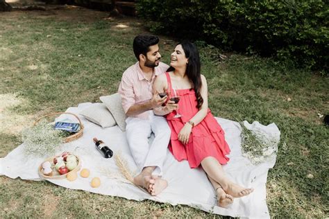 The 10 Best Wedding Photographers - Weddingwire.in