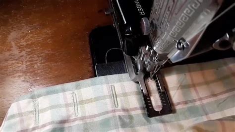 Making Buttonholes with Singer Machine 的图像结果