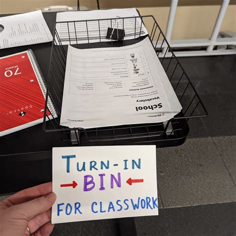 "Turn-in Bin?" for classwork : r/Spanish