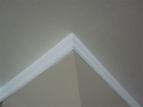 20+ Simple Crown Molding Ideas