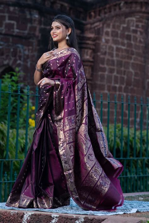 Royal Plum Swarnachari Saree Saree with Buti Work – living-loom