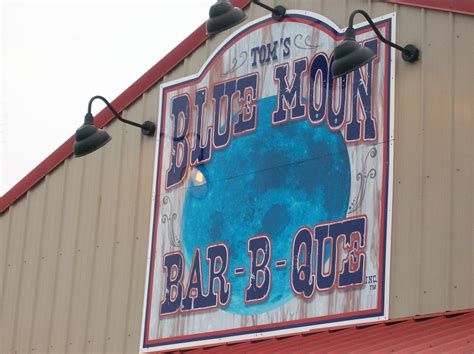 Tom’s Blue Moon BBQ - Lebanon, TN | Review & What to Eat