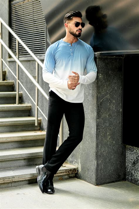 Ombre Blue Dyed Henley Neck T-Shirt – Gritstones