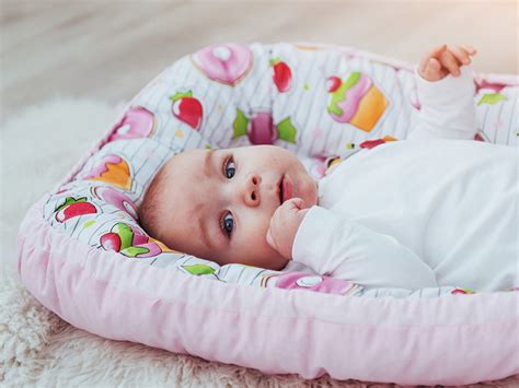 Montgomery glands: What the bumps around your areolas are for | BabyCenter