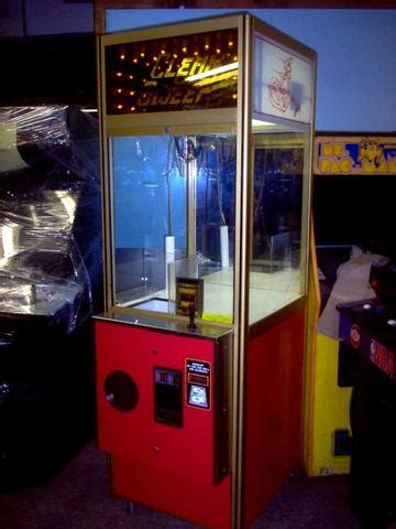 Clean Sweep Claw Machine 的图像结果