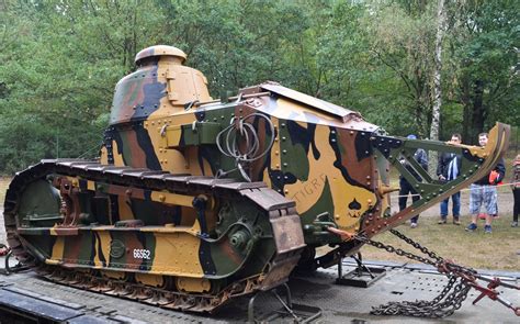 Pin by namin on France FT17 | French tanks, Ww1 tanks, Army vehicles