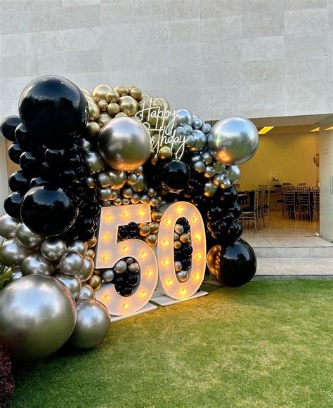 50th Birthday Balloon Decorations | Party Ideas