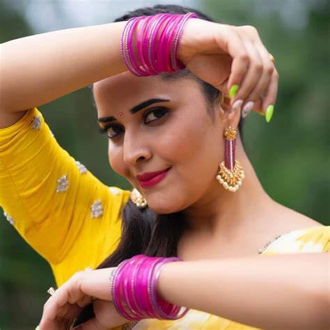 Allu arjun and rashmika starrer pushpa fame actress anasuya bharadwaj ...