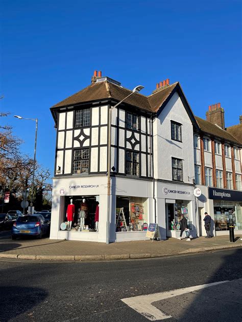 Zaza Lusso - Visit Amersham