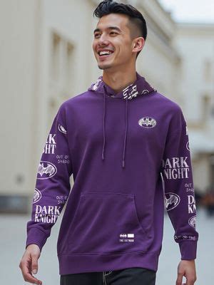Buy Bewakoof Official Dc Merchandise Batman Men's Purple Graphic ...