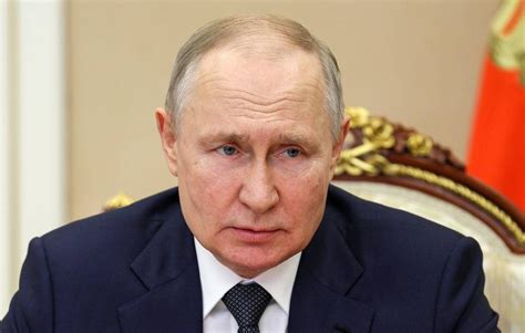 普京宣布将在白俄部署战术核武器，五角大楼和白宫快速回应_腾讯新闻