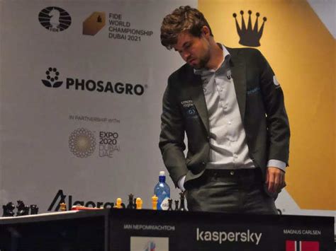 Series of blunders after Game 6 - King Magnus Carlsen keeps chess crown ...