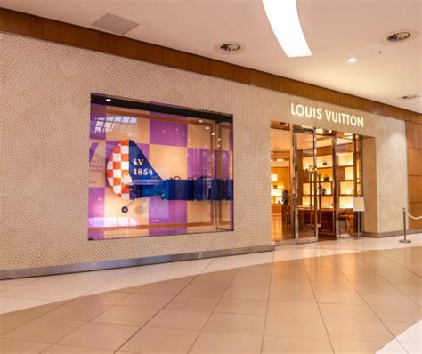 APO Group - Africa Newsroom / Press release | Sandton City Diamond Walk ...