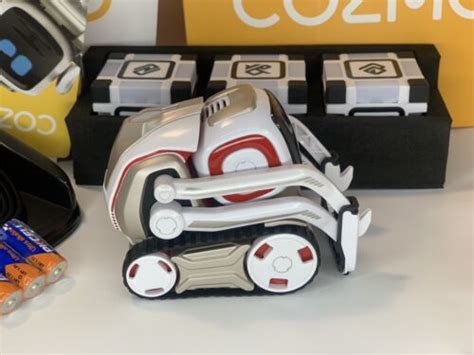 Cosmo Robot Box 的图像结果