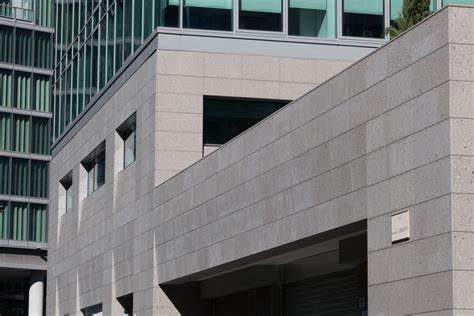 Office building – 26, Gioia Street – Milan – Italy