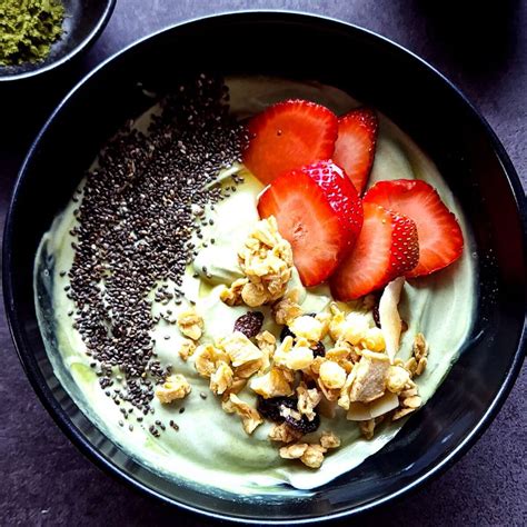 19+ Yogurt Bowl Ideas That Will Make Breakfast Exciting - Savorly Kitchen