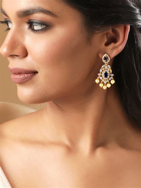 Rubans Offers Finest Quality Earrings Collection Online.