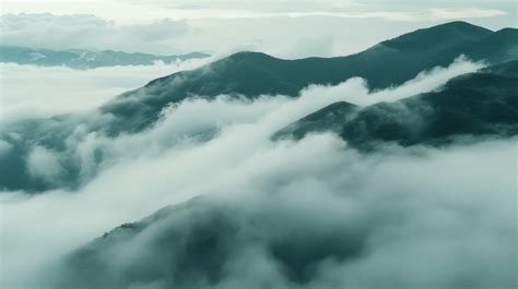 Mountain clouds Images - Free Download on Freepik