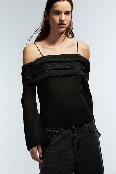 Off-the-shoulder chiffon top - Black - Ladies | H&M IN