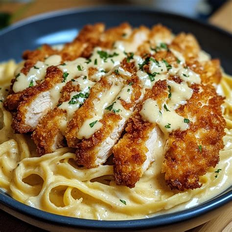 Delicious Crispy Chicken Alfredo: A Comforting Classic with a Crunch ...