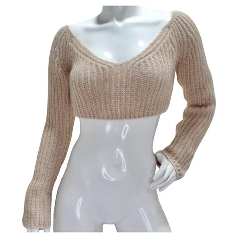 Fendi Blush Pink Cashmere Cropped Sweater For Sale at 1stDibs