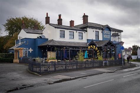 THE CROSS HOUSE INN, Formby - Menu, Prices & Restaurant Reviews ...