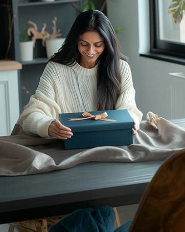 Buy Glimpse Homes Ceramic Flower Vase | Set of 2 | Upbeat Face Vase 5.5 ...