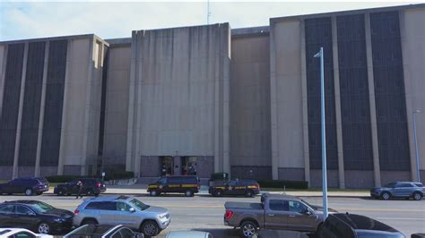 Lucas County jail reports death of person in custody | wtol.com