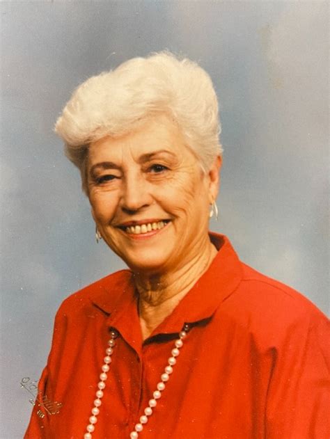 In Loving Memory of Louise Ogletree Dickey | Valhalla Funeral Home