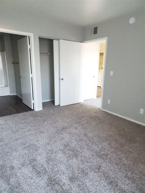 View Photos & Take A Virtual Tour | Ridge Falls Apartments