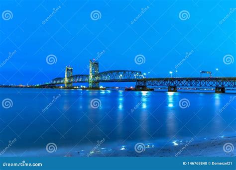 Marine Parkway-Gil Hodges Memorial Bridge Stock Photo - Image of ...