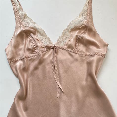 Victoria’s Secret Loungewear-Bust 36 – Outdated