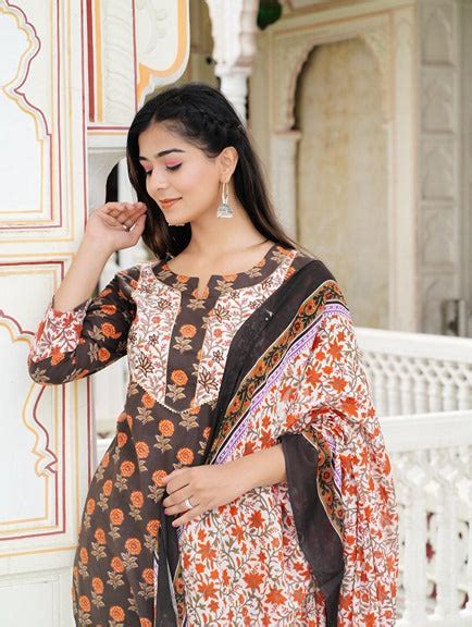 Brown Floral Bunkari Women Kurta Pant And Dupatta Set