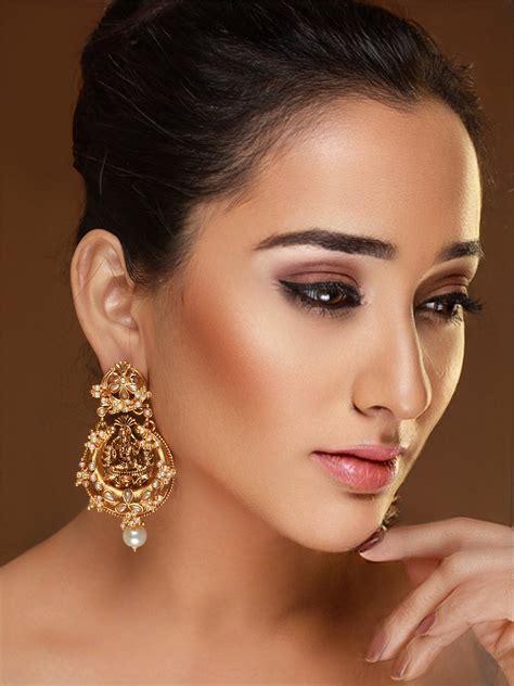 Goddess Laxmi Floral Pearl Gold-Plated Earrings – Priyaasi