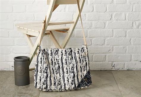 Sewing a Messenger Purse Tutorial 的图像结果