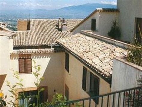 PALAZZO NANNI (Montefalco, Umbria) - Inn Reviews, Photos, Rate ...