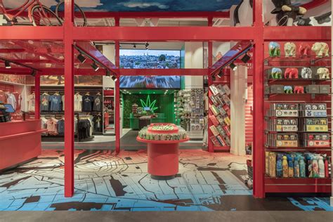 Souvenir Gift Shop 的图像结果