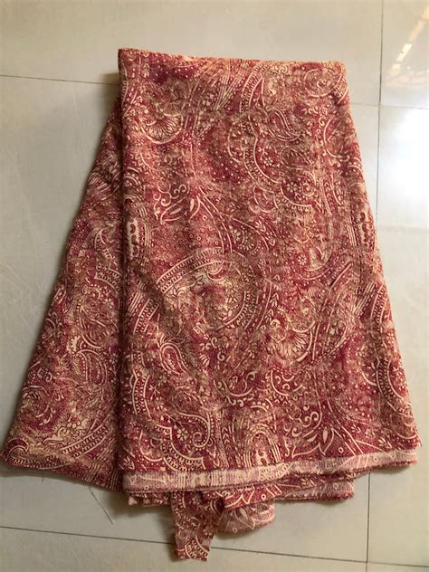 DIGITAL GEOMETRICAL PRINTED RUSSEL NET FABRIC – Akrithi